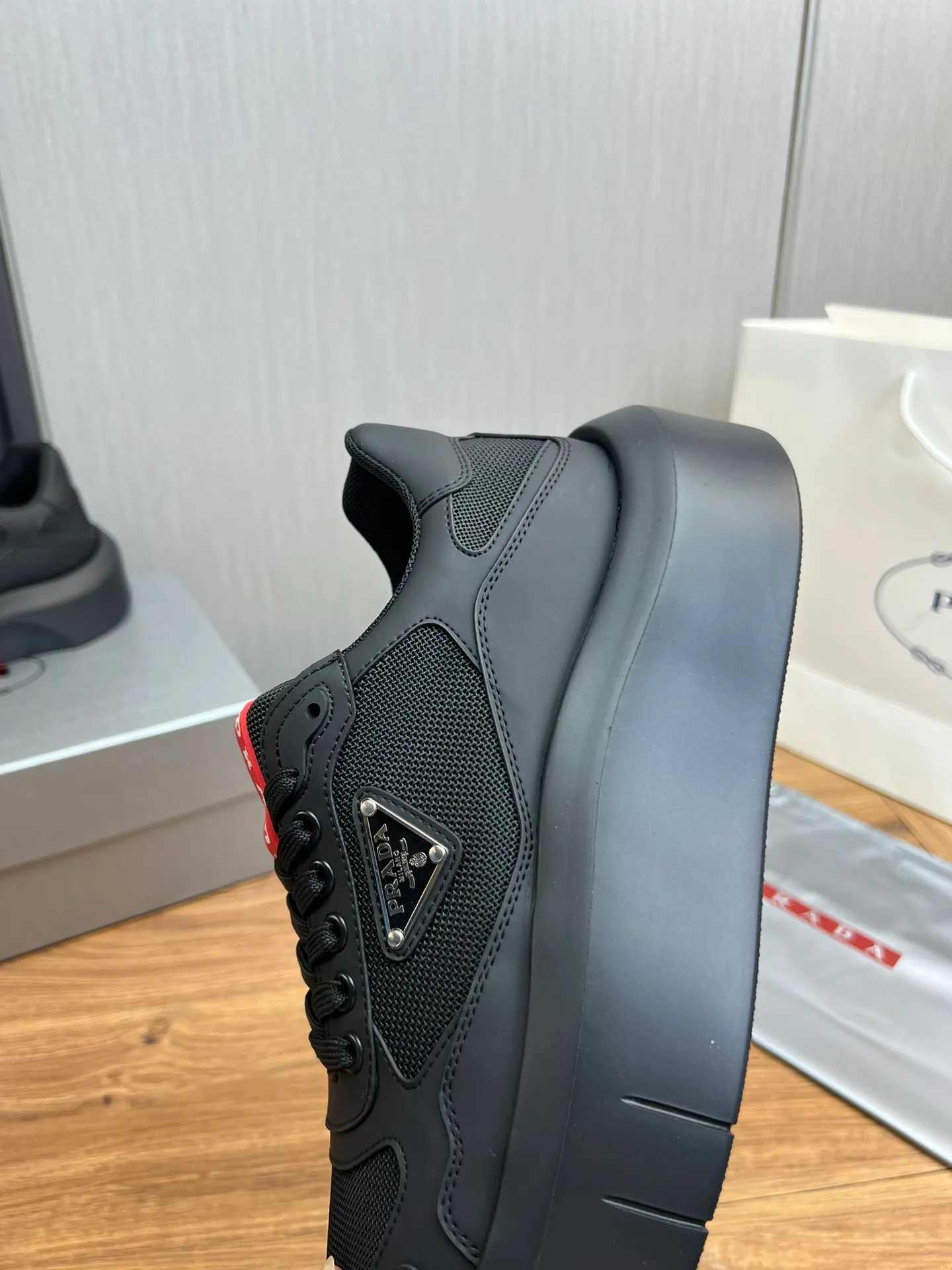 Men's shoes 💰620💰 [PRADA] Men's shoes are popular in the counter, official website is synchronized, high-quality shipments ✔️Original cowhide stitching mesh + cowhide lining, 1🆚1 replica, original original bottom, 38-45 (45 customized, non-refundable)